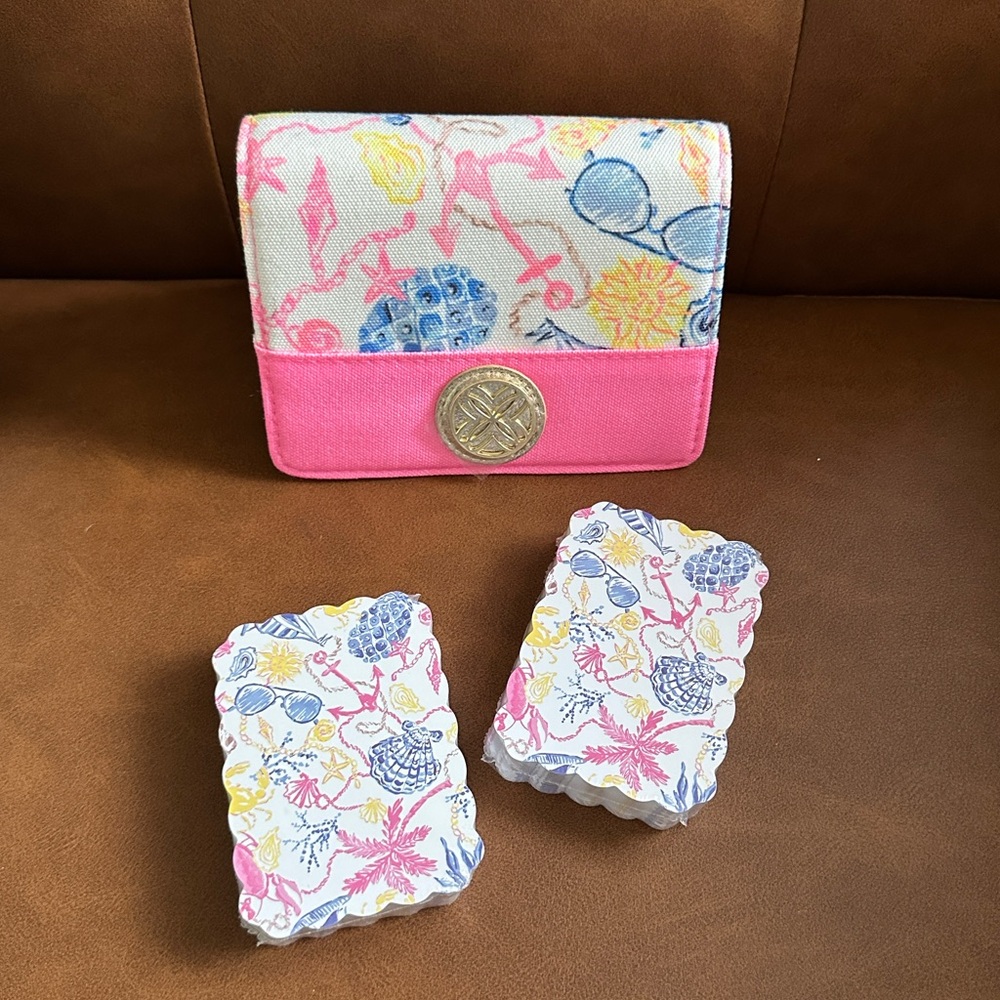 Lilly playing cards and case
